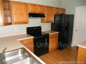 10675 Hill Point Ct in Charlotte, NC - Building Photo - Building Photo