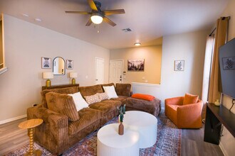 2418 Allred Dr in Austin, TX - Building Photo - Building Photo