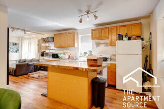 1627 N Winchester Ave, Unit g in Chicago, IL - Building Photo - Building Photo
