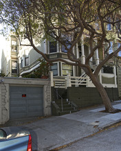 317-323 Page St in San Francisco, CA - Foto de edificio - Building Photo