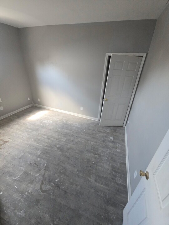 229 N 26th St in Louisville, KY - Building Photo