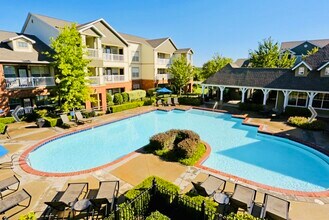 4190 NW Meadow Creek Cir in Fayetteville, AR - Building Photo - Building Photo