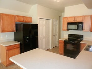 608 Hailey Glenn Vw in Colorado Springs, CO - Foto de edificio - Building Photo