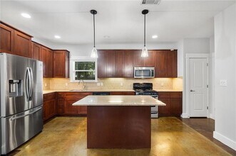 3207 Holton St in Austin, TX - Building Photo - Building Photo