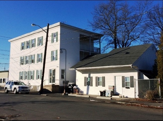 127 Canal St in Salem, MA - Foto de edificio - Building Photo