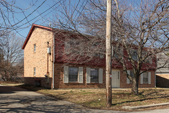 3406 Breckenridge Ln in Louisville, KY - Building Photo - Building Photo