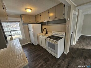 134 Bristol St in Southington, CT - Building Photo - Building Photo