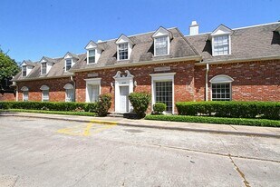 2605 Marilee Ln in Houston, TX - Building Photo