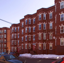 222 E Dwight St Apartments