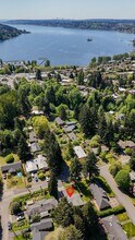 6160 NE 185th St in Kenmore, WA - Building Photo - Building Photo