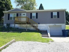 416 S Main St in Troy, IL - Building Photo