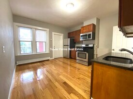 270 Bowdoin St, Unit 3 in Boston, MA - Building Photo