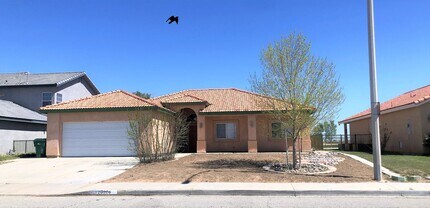 20808 Village Pkwy in California City, CA - Building Photo - Building Photo