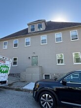 20 Garvin St in New London, CT - Building Photo - Building Photo