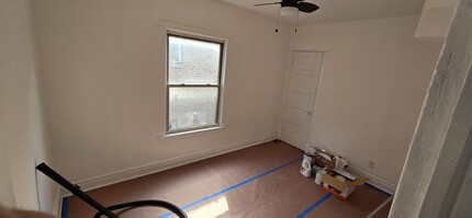 2745 W Belmont Ave, Unit 1 in Chicago, IL - Building Photo - Building Photo