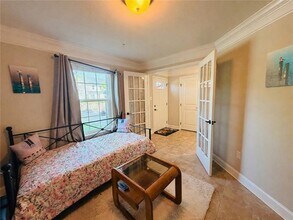1950 Georgetown Dr in Sewickley, PA - Building Photo - Building Photo