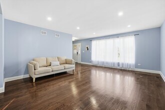 13141 W Stonewood Dr in Lockport, IL - Building Photo - Building Photo