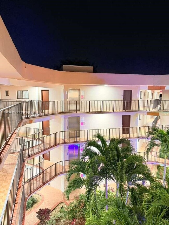 8420 SW 133rd Avenue Rd in Miami, FL - Building Photo - Building Photo
