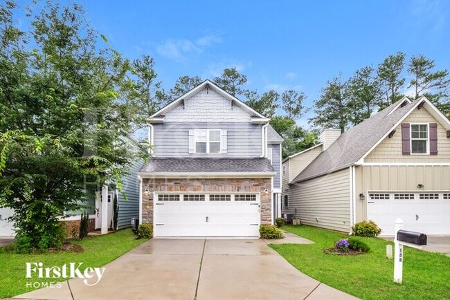 property at 18 E Newnan Rd