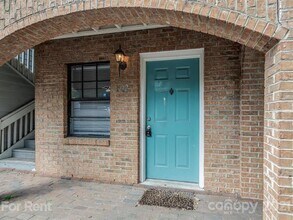 406 W 9th St-Unit -102 in Charlotte, NC - Building Photo - Building Photo