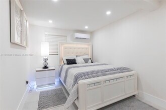 52 NE 47th St in Miami, FL - Building Photo - Building Photo