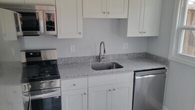 8637 Hoerner Ave in Parkville, MD - Building Photo - Building Photo