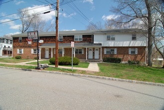 70 W New St in Rockaway, NJ - Foto de edificio - Building Photo