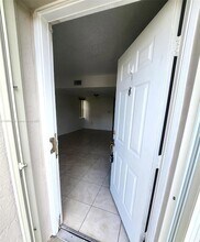 9203 Fontainebleau Blvd, Unit 16015-108 in Miami, FL - Building Photo - Building Photo