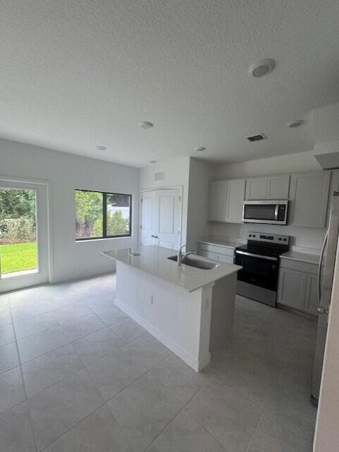 4844 Dillon St in Greenacres, FL - Building Photo - Building Photo