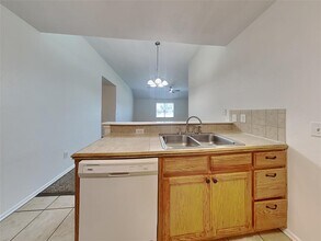 4504 Applegate Dr in Moore, OK - Building Photo - Building Photo