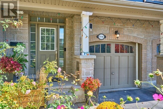 114 Battersea Cres in Ottawa, ON - Building Photo - Building Photo