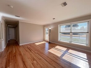 3730 Forest Glen Dr in Pensacola, FL - Building Photo - Building Photo