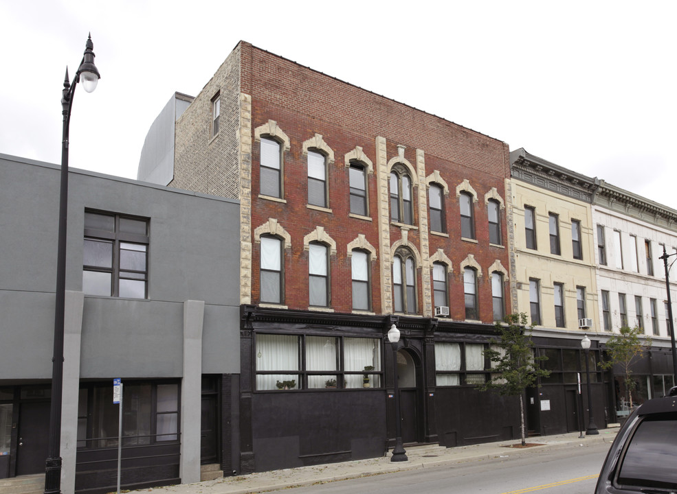 1836-1838 S Halsted St in Chicago, IL - Foto de edificio