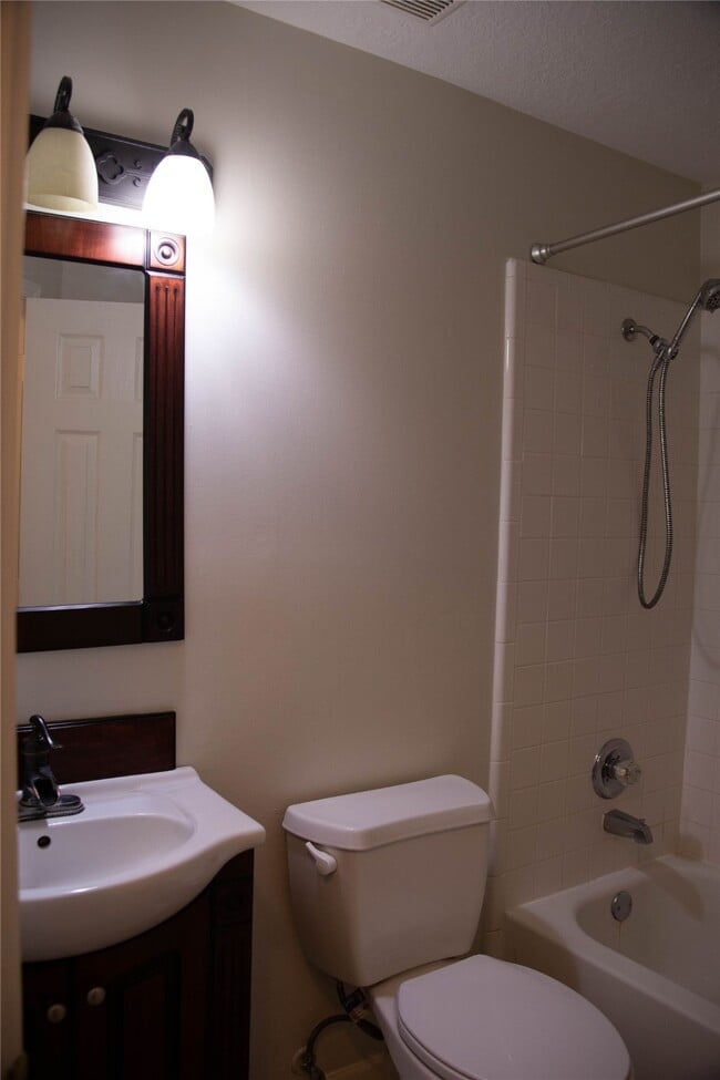 130 Lissa Ln