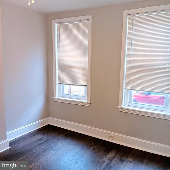 726 Tree St in Philadelphia, PA - Building Photo - Building Photo