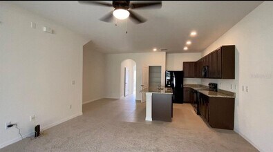 32935 Kaloko Rd in Wesley Chapel, FL - Building Photo - Building Photo