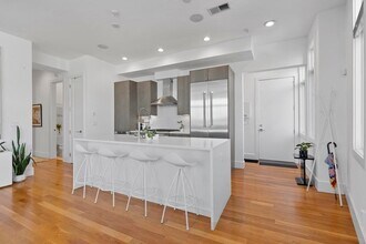 5 Mohawk St, Unit 5 in Boston, MA - Building Photo - Building Photo