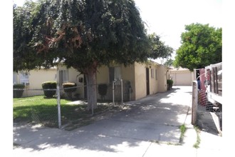 11825-11831 Pope Ave in Lynwood, CA - Building Photo - Building Photo