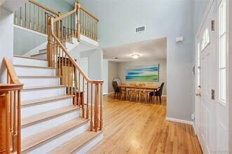 19 Petrel Ln in Hampton Bays, NY - Building Photo - Building Photo