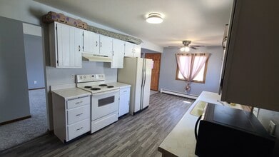 1610 16th St S, Unit 1 in Fargo, ND - Foto de edificio - Building Photo