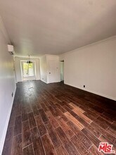 4950 Beverly Blvd in Los Angeles, CA - Building Photo - Building Photo