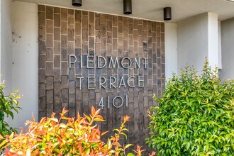 Piedmont Terrace in Oakland, CA - Building Photo - Building Photo
