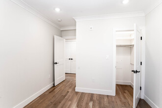 14 Atkins St, Unit 1 in Boston, MA - Building Photo - Building Photo