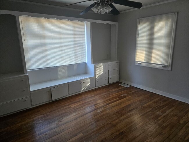 property at 3987 Berkley Dr