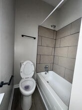 1818 Wayland Ave in Norwood, OH - Building Photo - Building Photo