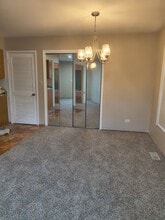 1355 Blair Ln, Unit 1713 in Hoffman Estates, IL - Building Photo - Building Photo