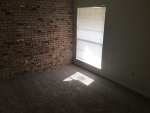 Baylor Apartments in Hattiesburg, MS - Building Photo - Building Photo