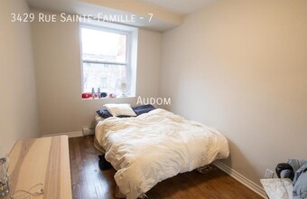 3429 Rue Sainte-Famille in Montréal, QC - Building Photo - Building Photo