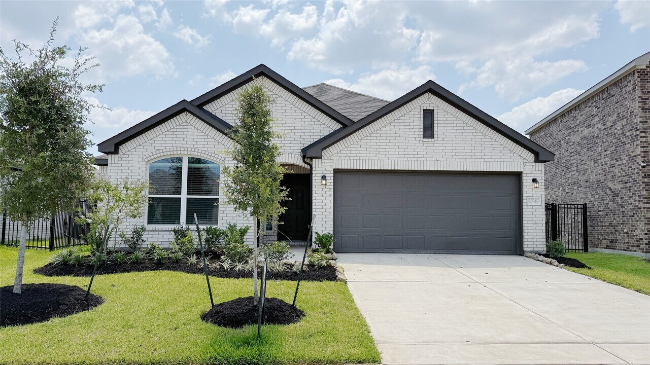 27315 Blue Pool Dr in Katy, TX - Foto de edificio
