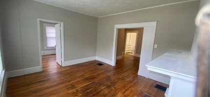 202 N Virginia Ave in Fayetteville, NC - Building Photo - Building Photo